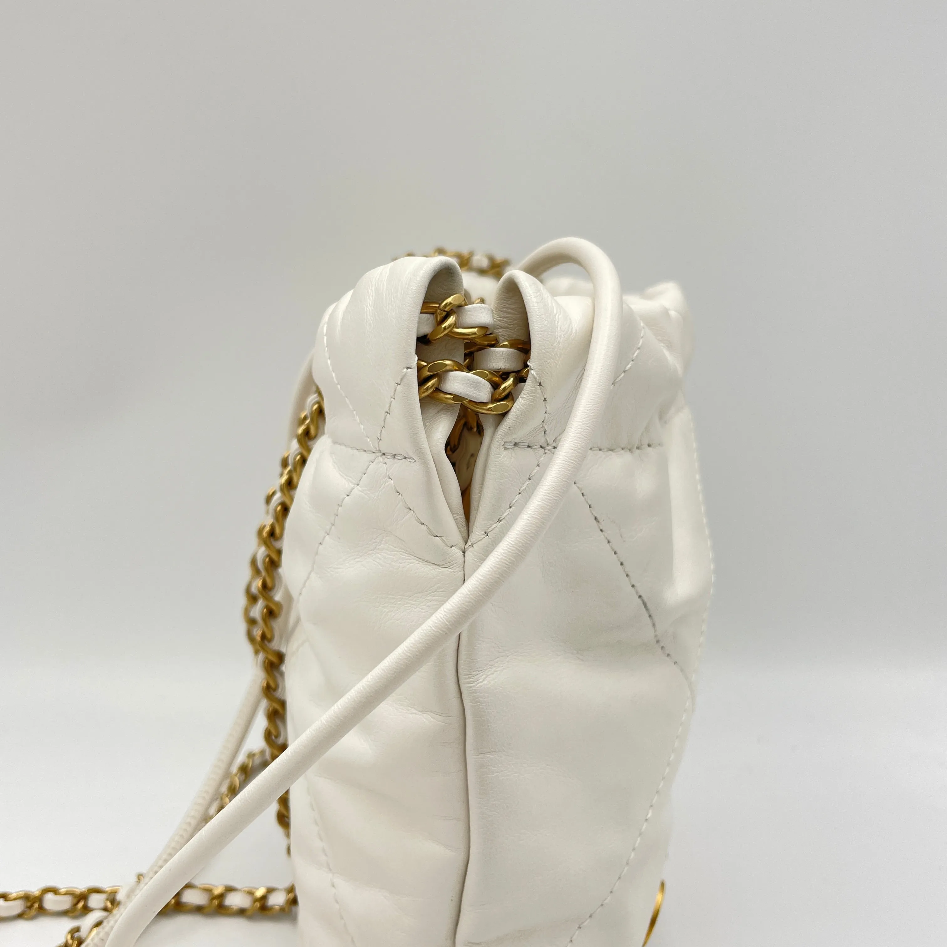 22 Mini White Shoulder Bag in Calfskin, Gold hardware