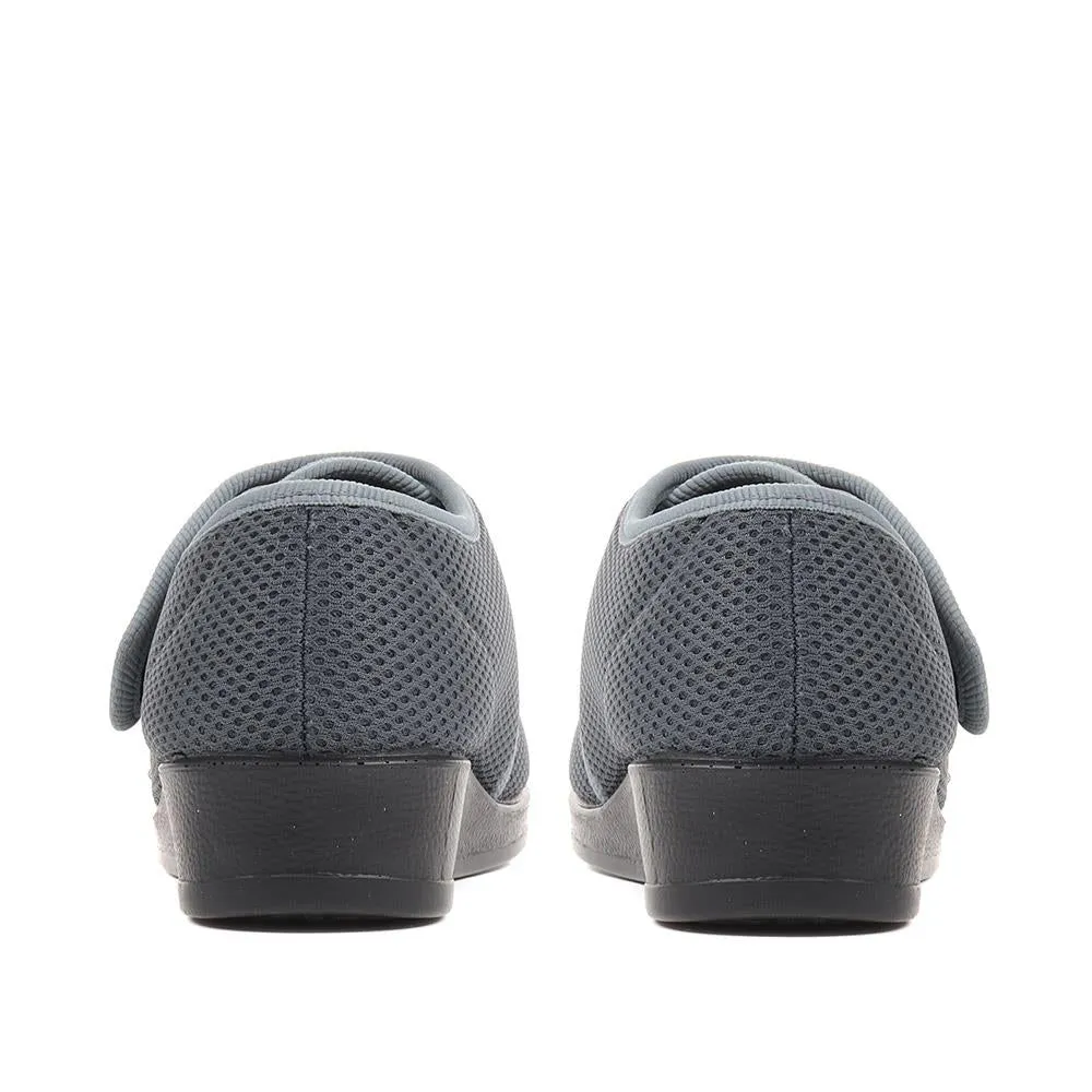 Adjustable Slippers - FLY35047 / 321 256