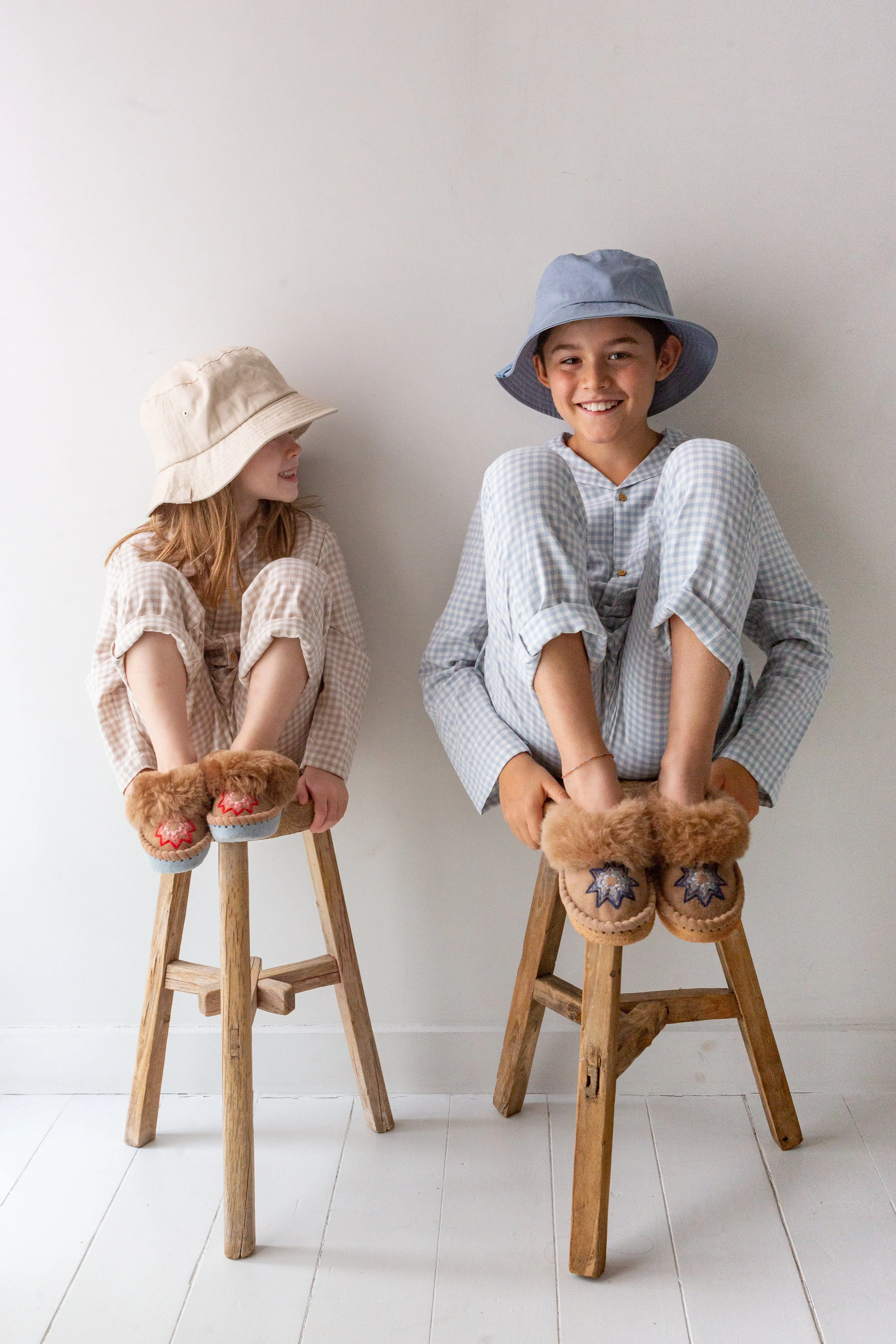 Children's Sheepskin Mule Slippers – Lucky Stars – Red