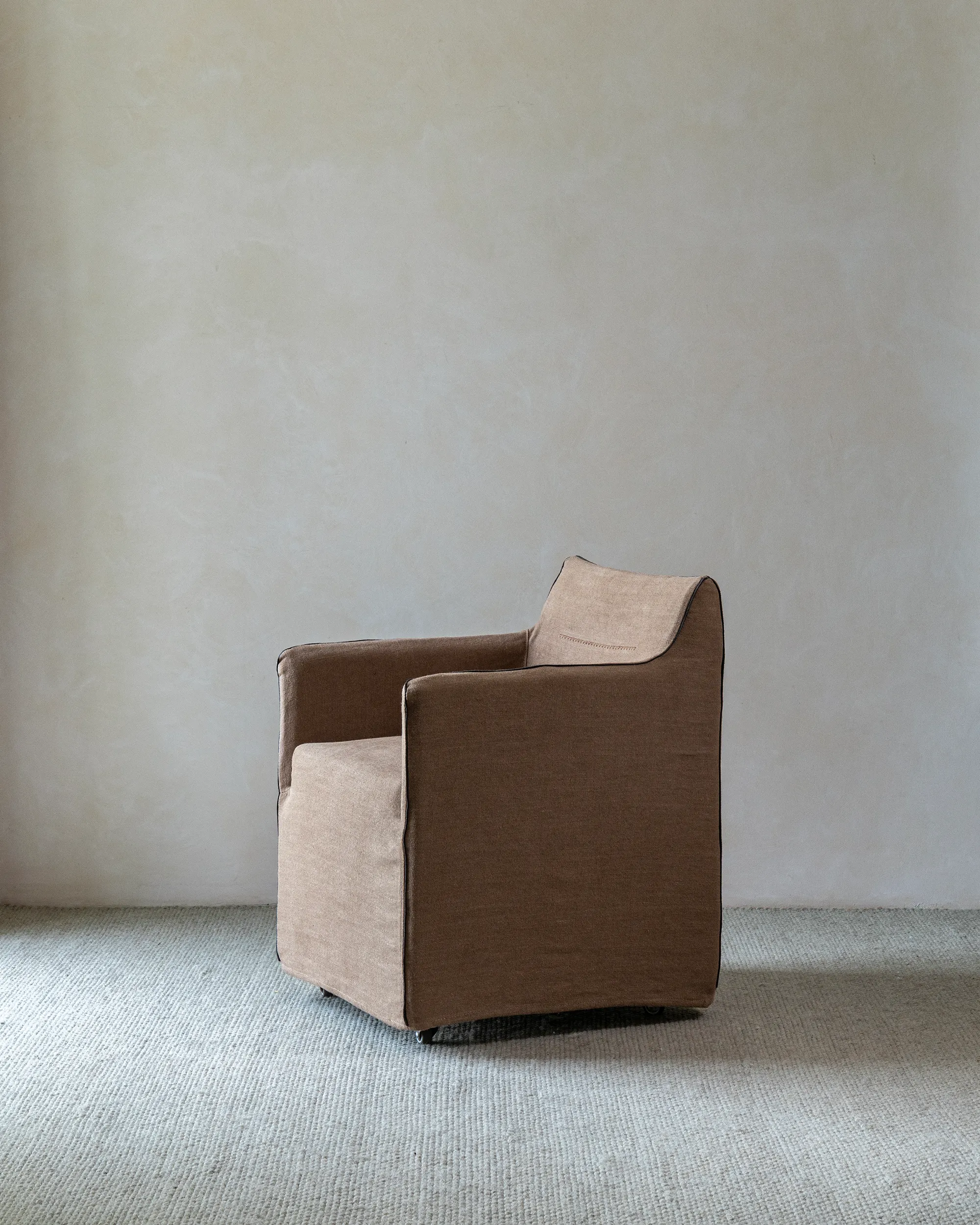 Ducy Linen Slipcover Chair