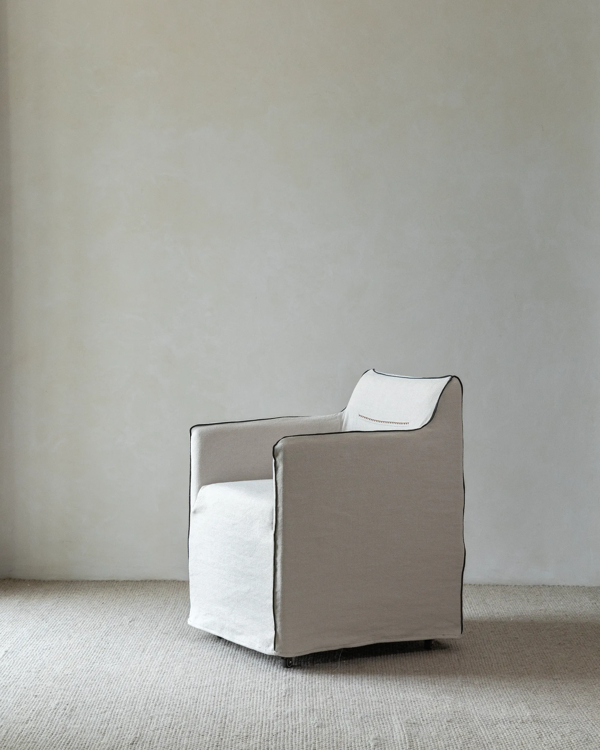 Ducy Linen Slipcover Chair