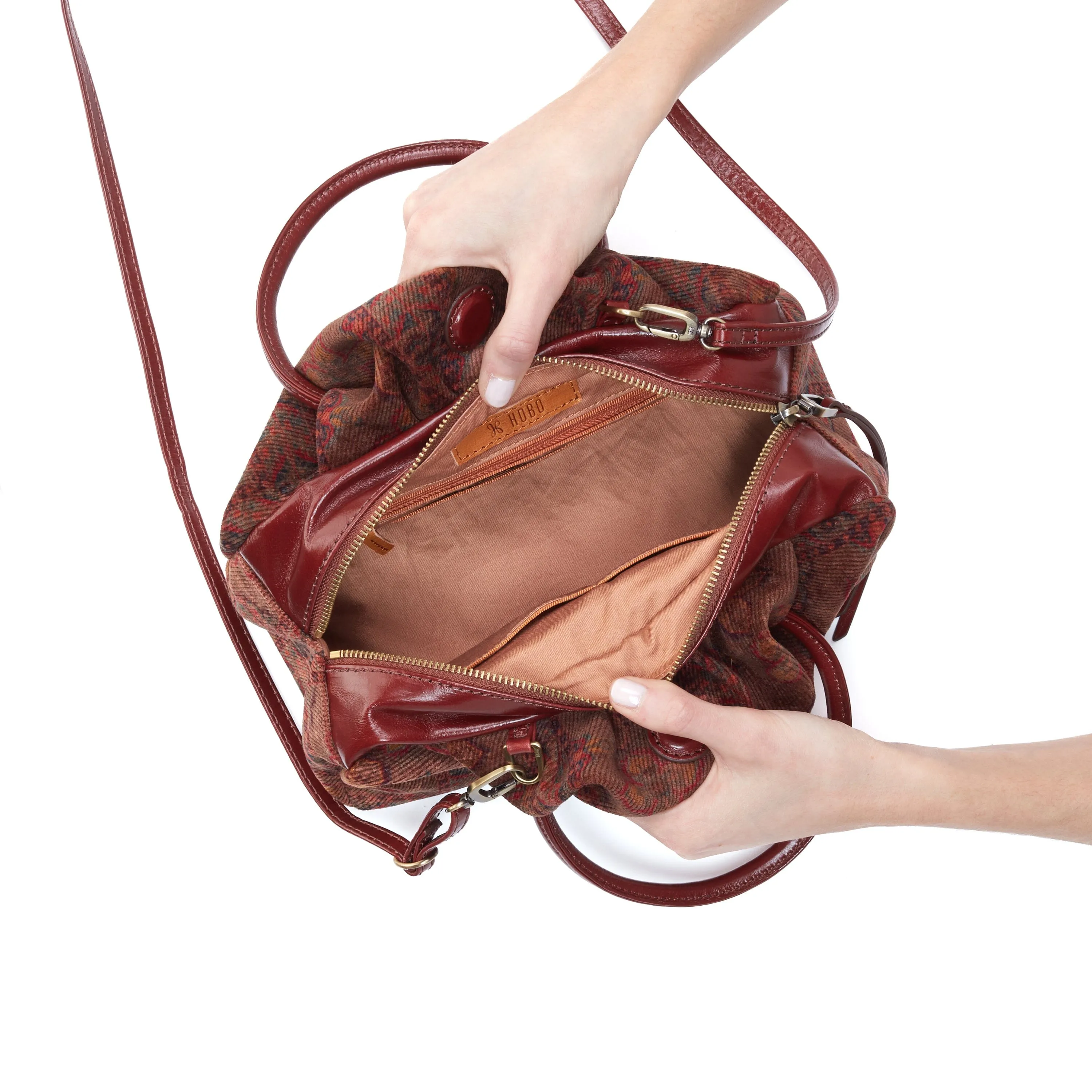 HOBO DARLING SMALL SATCHEL