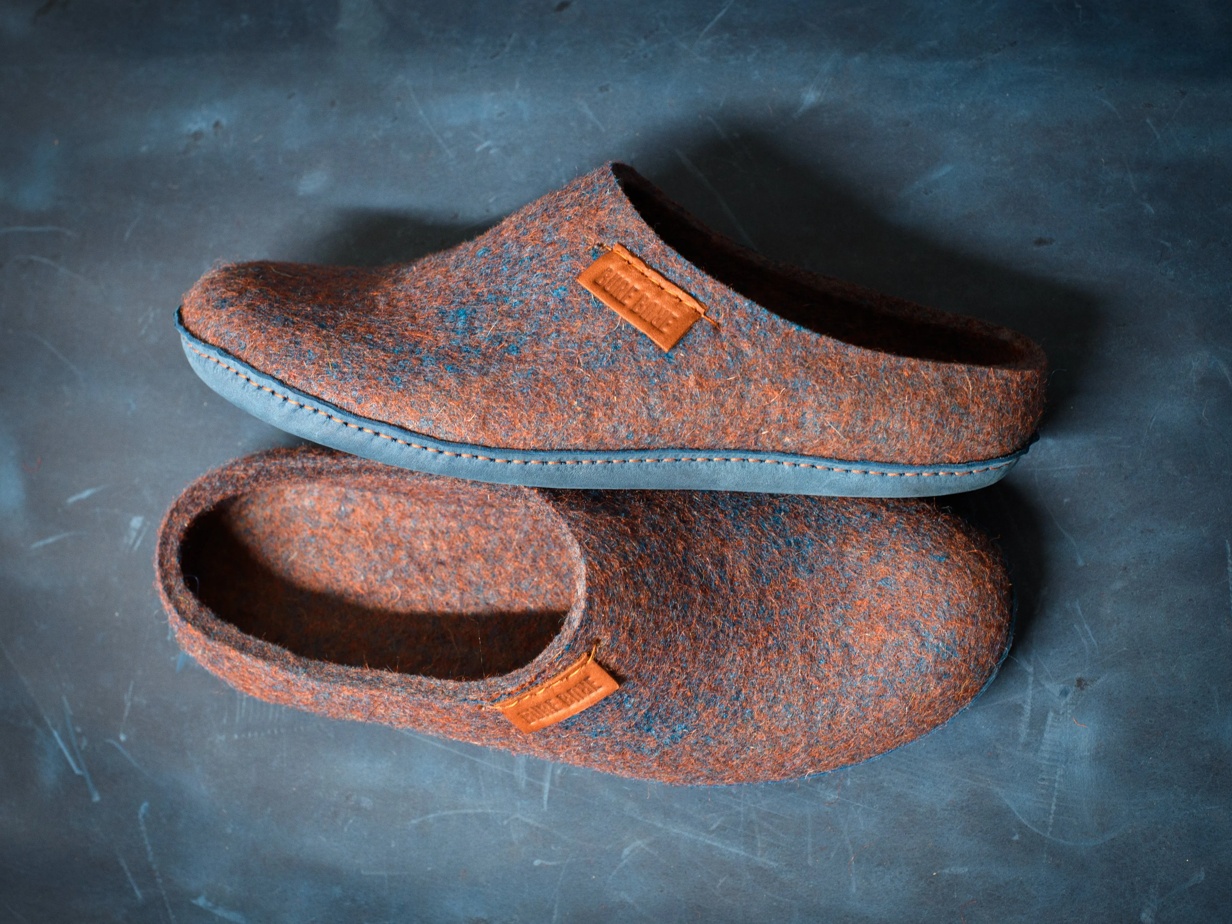 Semi-enclosed heel men's slippers - Rusted Metal